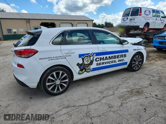 2019 Hyundai Elantra z VIN KMHH35LE0KU117535, wystawiony jako Copart lot #70006265 z przebiegiem 157 108 mil mil oraz Szkoda całkowita • Salvage title. Historia ofert i sprzedaży dostępna na DreamBid. Obrazek 3.