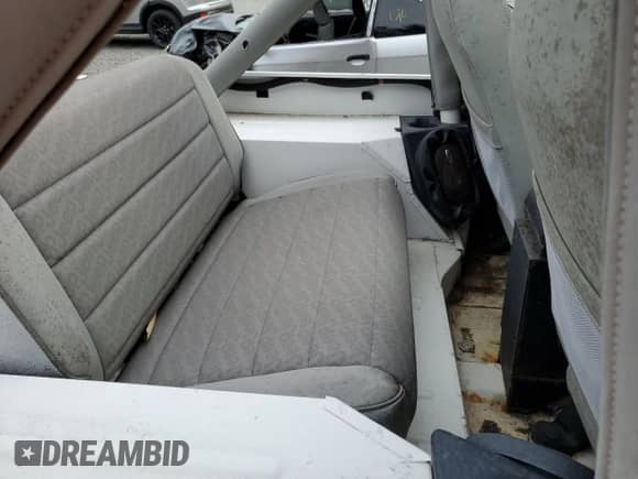 1991 Jeep Wrangler с VIN 2J4FY29S5MJ117273, выставлен на аукционе Copart как лот 79791584 с пробегом 1 995 086 миль миль и На запчасти • Non repairable. История ставок и продаж доступна на DreamBid. Изображение 10.