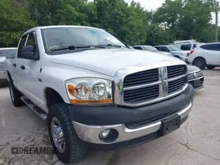 2006 Dodge 2500 SLT z VIN 1D7KS28D16J126088, wystawiony jako IAAI lot #42761118 z przebiegiem 303 971 mil mil oraz . Historia ofert i sprzedaży dostępna na DreamBid. Obrazek 1.