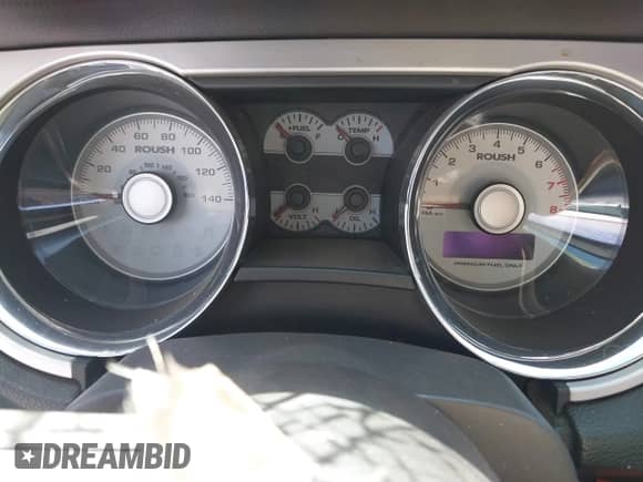 2010 Ford Mustang GT с VIN 1ZVBP8CH7A5142027, выставлен на аукционе IAAI как лот 41719292 с пробегом Не указан миль и . История ставок и продаж доступна на DreamBid. Изображение 7.