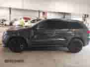 2016 Jeep Grand Cherokee SRT с VIN 1C4RJFDJ6GC359694, выставлен на аукционе IAAI как лот 42425043 с пробегом 142 260 миль миль и . История ставок и продаж доступна на DreamBid. Изображение 14.
