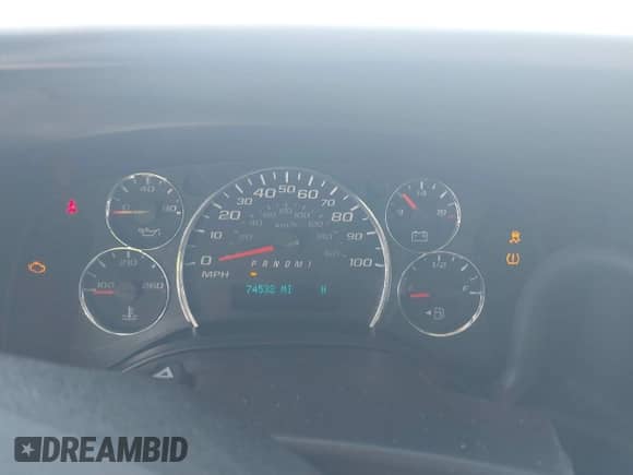 2015 Chevrolet Express Passenger LT with VIN 1GAZG1FGXF1186123, listed as a IAAI auction lot 42023980 with 74,532 mi miles and . Bid and sale history available at DreamBid. Image 7.