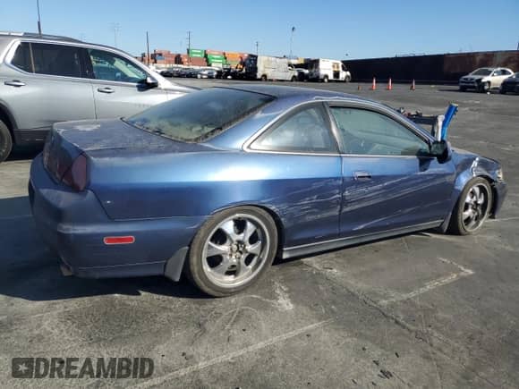 2001 Honda Accord z VIN 1HGCG31611A016296, wystawiony jako Copart lot #75356114 z przebiegiem 421 019 mil mil oraz Szkoda całkowita • Salvage title. Historia ofert i sprzedaży dostępna na DreamBid. Obrazek 3.