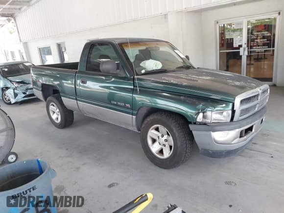 2001 Dodge 1500 Work Special с VIN 1B7HC16XX1S299913, выставлен на аукционе IAAI как лот 42703080 с пробегом 316 214 миль миль и . История ставок и продаж доступна на DreamBid. Изображение 1.