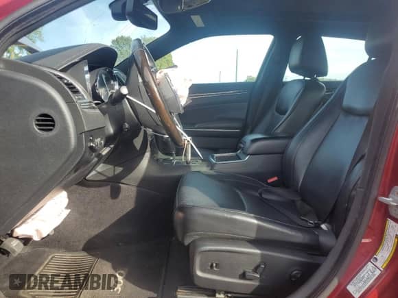 2011 Chrysler 300 C с VIN 2C3CA6CT0BH528501, выставлен на аукционе Copart как лот 84598305 с пробегом 132 067 миль миль и Списание • Salvage title. История ставок и продаж доступна на DreamBid. Изображение 7.