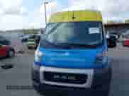 2022 Ram ProMaster Cargo z VIN 3C6LRVBG2NE119197, wystawiony jako IAAI lot #42045262 z przebiegiem 72 484 mil mil oraz . Historia ofert i sprzedaży dostępna na DreamBid. Obrazek 13.