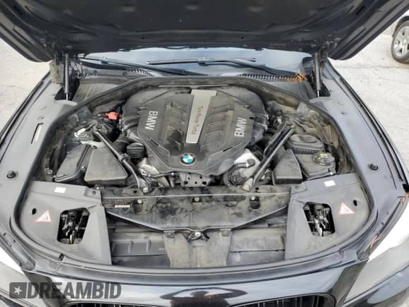 2012 BMW 7 Series 750Li xDrive with VIN WBAKC8C53CC436931, listed as a Copart auction lot 81721245 with 161,851 mi miles and Clean title. Bid and sale history available at DreamBid. Image 11.