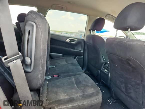 2014 Nissan Pathfinder Platinum z VIN 5N1AR2MN0EC701165, wystawiony jako Copart lot #69504905 z przebiegiem 163 677 mil mil oraz Czysty tytuł • Clean title. Historia ofert i sprzedaży dostępna na DreamBid. Obrazek 11.