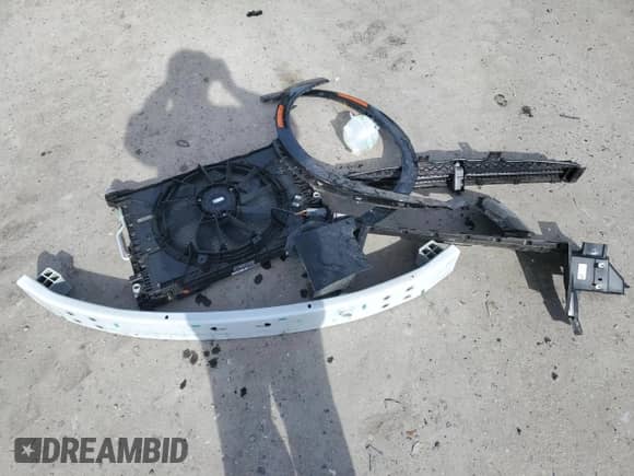 2024 Chevrolet Blazer EV eAWD RS with VIN 3GNKDCRJ6RS185694, listed as a Copart auction lot 43264315 with 321 mi miles and Salvage title. Bid and sale history available at DreamBid. Image 13.