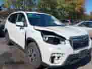 2020 Subaru Forester Premium z VIN JF2SKAJC2LH586046, wystawiony jako IAAI lot #43405135 z przebiegiem 35 834 mil mil oraz . Historia ofert i sprzedaży dostępna na DreamBid. Obrazek 6.