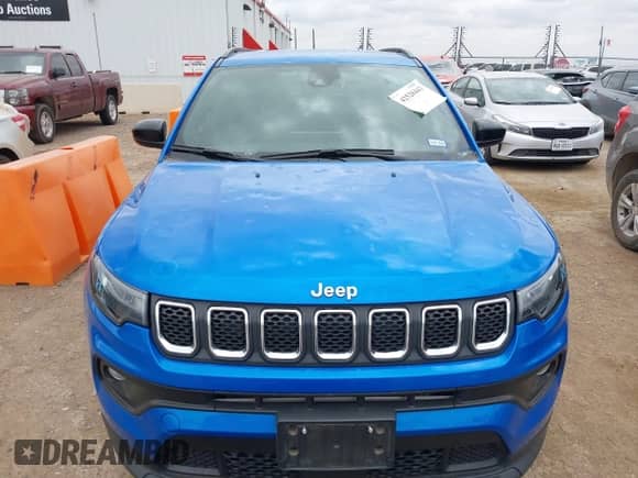 2023 Jeep Compass Latitude Lux с VIN 3C4NJDFN8PT546846, выставлен на аукционе IAAI как лот 42528443 с пробегом 16 483 миль миль и . История ставок и продаж доступна на DreamBid. Изображение 12.