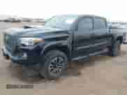 2020 Toyota Tacoma SR5 z VIN 3TMBZ5DN8LM023920, wystawiony jako IAAI lot #42015118 z przebiegiem 46 137 mil mil oraz . Historia ofert i sprzedaży dostępna na DreamBid. Obrazek 18.