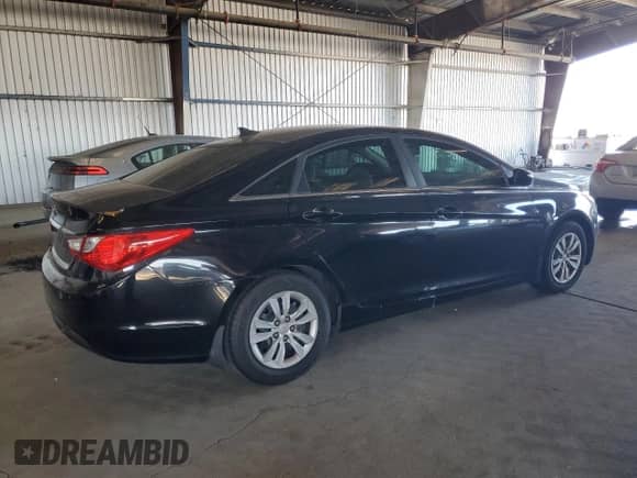 2013 Hyundai Sonata GLS with VIN 5NPEB4AC2DH576357, listed as a Copart auction lot 89447665 with 218,194 mi miles and Clean title. Bid and sale history available at DreamBid. Image 3.