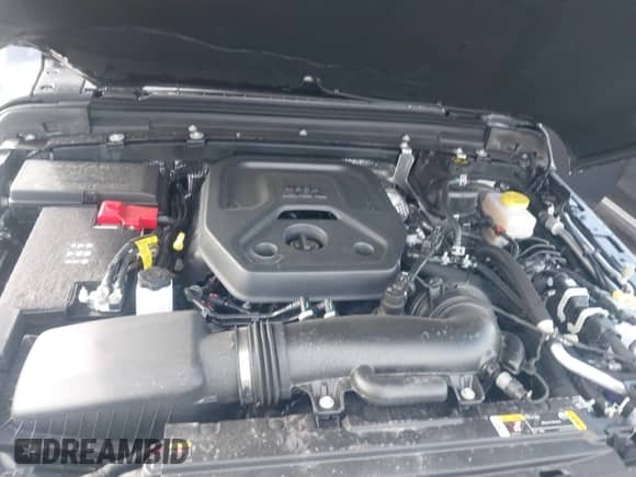 2025 Jeep Wrangler Sahara с VIN 1C4PJXENXSW527925, выставлен на аукционе IAAI как лот 41818650 с пробегом 5 478 миль миль и . История ставок и продаж доступна на DreamBid. Изображение 10.