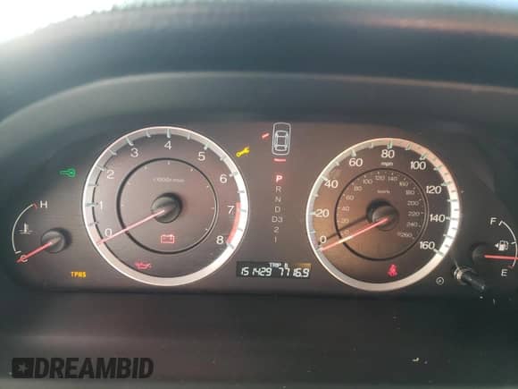 2011 Honda Accord LX с VIN 1HGCP2F37BA100813, выставлен на аукционе Copart как лот 82598135 с пробегом 151 429 миль миль и Списание • Salvage title. История ставок и продаж доступна на DreamBid. Изображение 9.