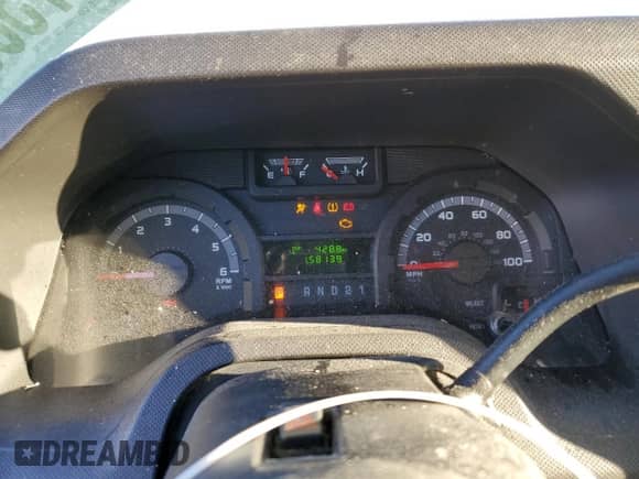 2014 Ford Econoline Cargo Commercial with VIN 1FTNE1EW1EDA49279, listed as a Copart auction lot 46217335 with 158,139 mi miles and Clean title. Bid and sale history available at DreamBid. Image 9.