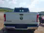 2020 Ram 1500 Big Horn z VIN 1C6SRFFT6LN335250, wystawiony jako IAAI lot #42563747 z przebiegiem 76 089 mil mil oraz . Historia ofert i sprzedaży dostępna na DreamBid. Obrazek 17.