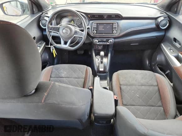 2020 Nissan Kicks SR с VIN 3N1CP5DV8LL579678, выставлен на аукционе Copart как лот 83838955 с пробегом 88 243 миль миль и Списание • Salvage title. История ставок и продаж доступна на DreamBid. Изображение 8.