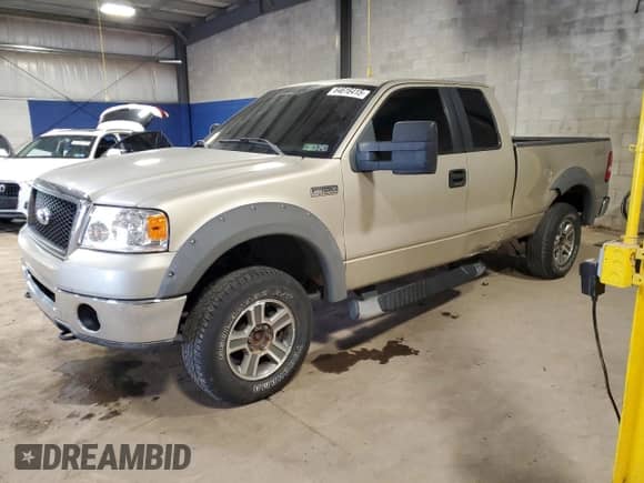 2007 Ford F-150 XLT с VIN 1FTPX14V87NA61552, выставлен на аукционе Copart как лот 84616415 с пробегом 237 210 миль миль и Списание • Salvage title. История ставок и продаж доступна на DreamBid. Изображение 1.