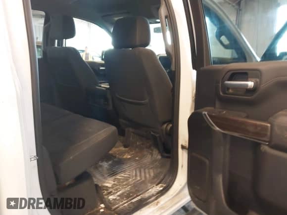 2020 Chevrolet Silverado 1500 LT Trail Boss z VIN 1GCPYFED4LZ321383, wystawiony jako IAAI lot #43285834 z przebiegiem 201 627 mil mil oraz . Historia ofert i sprzedaży dostępna na DreamBid. Obrazek 8.