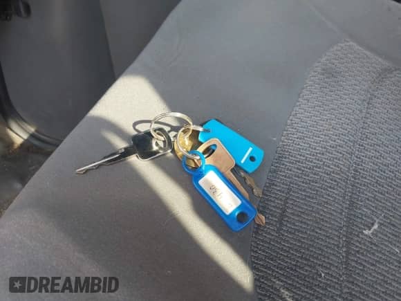 2005 Ford Econoline Cargo with VIN 1FTNS24W45HA25714, listed as a IAAI auction lot 42434486 with 298,437 mi miles and . Bid and sale history available at DreamBid. Image 11.