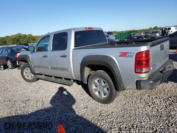 2013 GMC Sierra 1500 SLE с VIN 3GTP2VE78DG315657, выставлен на аукционе Copart как лот 87006025 с пробегом 102 430 миль миль и Списание • Salvage title. История ставок и продаж доступна на DreamBid. Изображение 2.