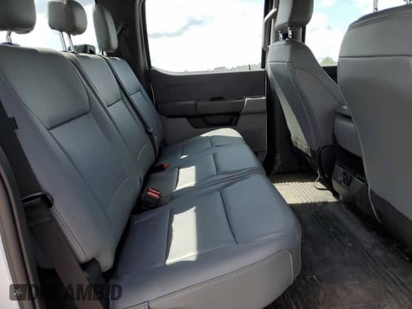 2025 Ford F-250 XL z VIN 1FT7W2BT9SEC64050, wystawiony jako Copart lot #80372765 z przebiegiem 7 543 mil mil oraz Szkoda całkowita • Salvage title. Historia ofert i sprzedaży dostępna na DreamBid. Obrazek 10.