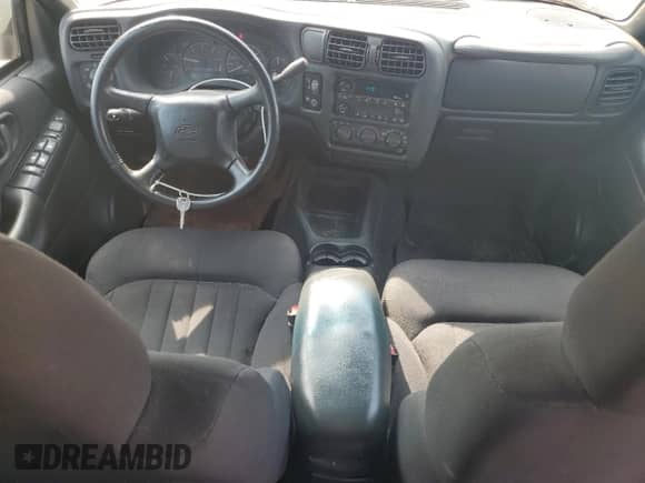 2003 Chevrolet Blazer LS с VIN 1GNCS13X33K110143, выставлен на аукционе Copart как лот 65122115 с пробегом 231 166 миль миль и Чистый • Clean title. История ставок и продаж доступна на DreamBid. Изображение 8.