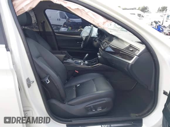 2014 BMW 5 Series 535i with VIN WBA5B1C55ED478666, listed as a IAAI auction lot 43378683 with 136,085 mi miles and . Bid and sale history available at DreamBid. Image 5.