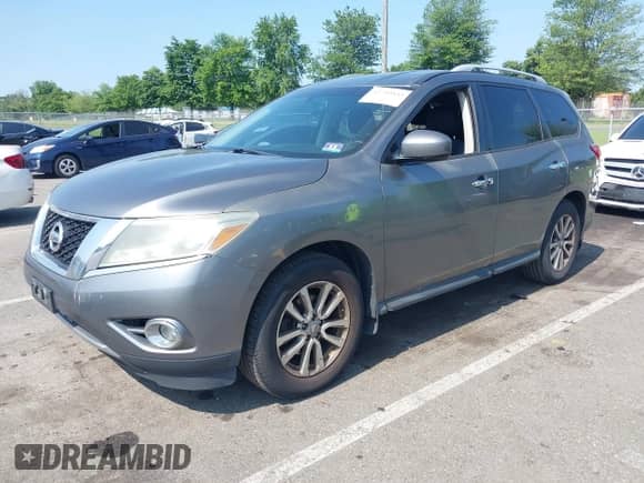 2015 Nissan Pathfinder Platinum with VIN 5N1AR2MM2FC608267, listed as a IAAI auction lot 42799535 with 193,438 mi miles and . Bid and sale history available at DreamBid. Image 17.