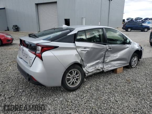 2019 Toyota Prius LE с VIN JTDL9RFU2K3002433, выставлен на аукционе Copart как лот 84297415 с пробегом 51 016 миль миль и Списание • Salvage title. История ставок и продаж доступна на DreamBid. Изображение 3.