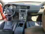 2013 Volvo S60 T6 R-Design Platinum с VIN YV1902FH0D2174865, выставлен на аукционе Copart как лот 65460525 с пробегом 42 798 миль миль и Списание • Salvage title. История ставок и продаж доступна на DreamBid. Изображение 8.