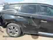 2017 Nissan Murano S z VIN 5N1AZ2MG5HN104135, wystawiony jako IAAI lot #42804135 z przebiegiem 94 879 mil mil oraz . Historia ofert i sprzedaży dostępna na DreamBid. Obrazek 6.