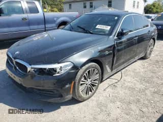 2018 BMW 5 Series 530e xDrive с VIN WBAJB1C56JG624287, выставлен на аукционе Copart как лот 81645295 с пробегом 107 392 миль миль и Чистый • Clean title. История ставок и продаж доступна на DreamBid. Изображение 1.