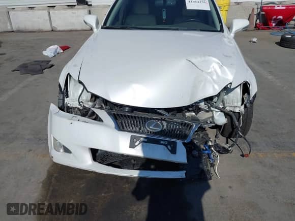 2010 Lexus IS 250 z VIN JTHBF5C20A2095567, wystawiony jako IAAI lot #42412231 z przebiegiem 117 222 mil mil oraz . Historia ofert i sprzedaży dostępna na DreamBid. Obrazek 6.