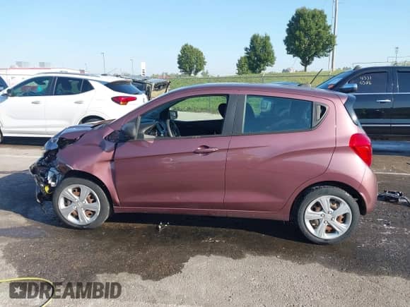 2019 Chevrolet Spark LS с VIN KL8CB6SA3KC810085, выставлен на аукционе IAAI как лот 43328512 с пробегом 39 070 миль миль и . История ставок и продаж доступна на DreamBid. Изображение 14.