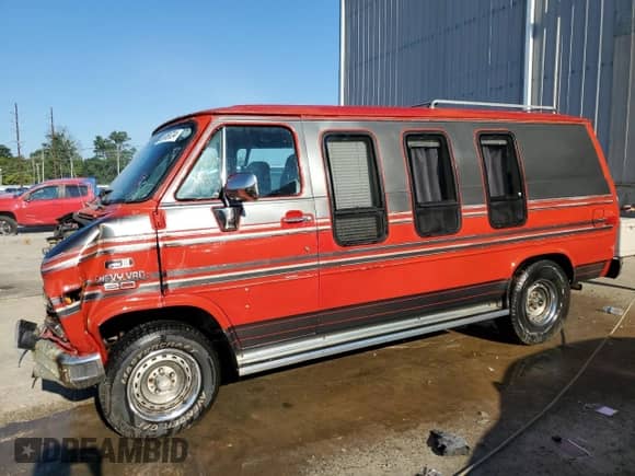 1989 Chevrolet Chevy Van с VIN 1GBEG25K1K7188534, выставлен на аукционе Copart как лот 65769724 с пробегом 72 888 миль миль и На запчасти • Non repairable. История ставок и продаж доступна на DreamBid. Изображение 1.