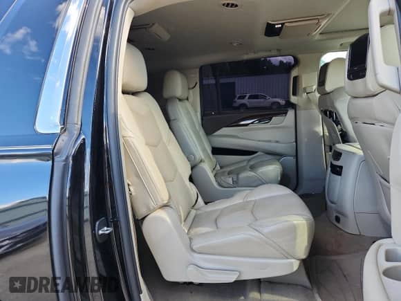 2016 Cadillac Escalade ESV Premium Collection с VIN 1GYS3JKJXGR439752, выставлен на аукционе Copart как лот 82159585 с пробегом 176 003 миль миль и Списание • Salvage title. История ставок и продаж доступна на DreamBid. Изображение 11.