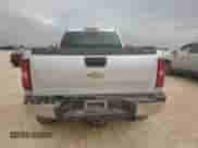 2011 Chevrolet Silverado 2500HD LTZ z VIN 1GC1KYC81BF143683, wystawiony jako Copart lot #79743984 z przebiegiem Nie podano mil oraz Szkoda całkowita • Salvage title. Historia ofert i sprzedaży dostępna na DreamBid. Obrazek 6.