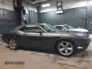 2013 Dodge Challenger SXT с VIN 2C3CDYAG5DH593050, выставлен на аукционе IAAI как лот 43392807 с пробегом 163 707 миль миль и . История ставок и продаж доступна на DreamBid. Изображение 6.