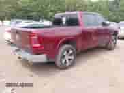 2019 Ram 1500 Laramie z VIN 1C6SRFJT9KN532905, wystawiony jako IAAI lot #43091255 z przebiegiem 224 331 mil mil oraz . Historia ofert i sprzedaży dostępna na DreamBid. Obrazek 4.