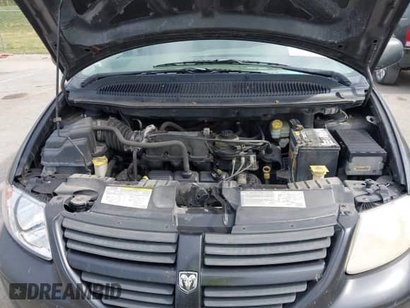 2007 Dodge Grand Caravan SXT z VIN 2D8GP44L67R124782, wystawiony jako IAAI lot #43425541 z przebiegiem 214 578 mil mil oraz . Historia ofert i sprzedaży dostępna na DreamBid. Obrazek 10.