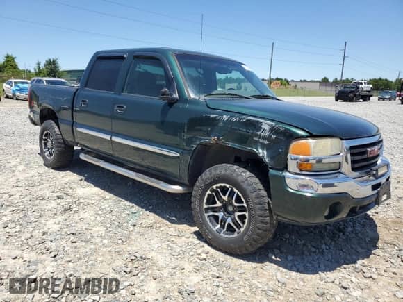 2006 GMC Sierra 1500 SLT with VIN 2GTEK13T661134911, listed as a Copart auction lot 56314755 with 320,552 mi miles and Salvage title. Bid and sale history available at DreamBid. Image 4.