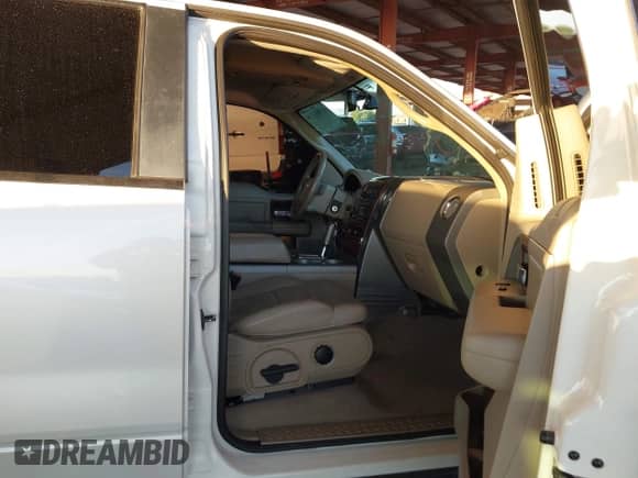 2007 Ford F-150 XLT с VIN 1FTPW12VX7FB48367, выставлен на аукционе IAAI как лот 43306246 с пробегом 187 138 миль миль и . История ставок и продаж доступна на DreamBid. Изображение 5.