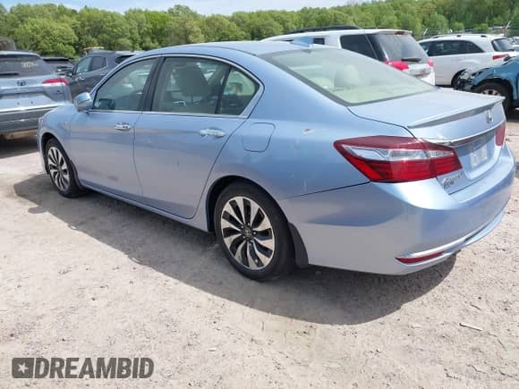 2017 Honda Accord with VIN JHMCR6F38HC010968, listed as a IAAI auction lot 42266396 with 107,676 mi miles and . Bid and sale history available at DreamBid. Image 3.