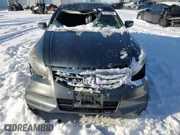 2012 Honda Accord EX z VIN 1HGCP2E76CA028301, wystawiony jako Copart lot #86142594 z przebiegiem 220 462 mil mil oraz Szkoda całkowita • Salvage title. Historia ofert i sprzedaży dostępna na DreamBid. Obrazek 13.