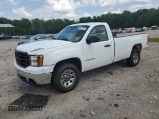 2008 GMC Sierra 1500 Work Truck z VIN 1GTEC14C58Z900651, wystawiony jako Copart lot #63002755 z przebiegiem 311 841 mil mil oraz Czysty tytuł • Clean title. Historia ofert i sprzedaży dostępna na DreamBid. Obrazek 1.