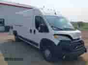 2024 Ram ProMaster Cargo Tradesman с VIN 3C6LRVDG0RE128970, выставлен на аукционе IAAI как лот 42395320 с пробегом 24 205 миль миль и . История ставок и продаж доступна на DreamBid. Изображение 1.