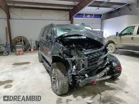 2025 Chevrolet Suburban Z71 с VIN 1GNS6DRD6SR113994, выставлен на аукционе Copart как лот 45117115 с пробегом 1 980 миль миль и Списание • Salvage title. История ставок и продаж доступна на DreamBid. Изображение 11.