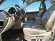 2008 Hyundai Veracruz GLS z VIN KM8NU73CX8U067410, wystawiony jako Copart lot #66684415 z przebiegiem 183 150 mil mil oraz Czysty tytuł • Clean title. Historia ofert i sprzedaży dostępna na DreamBid. Obrazek 7.